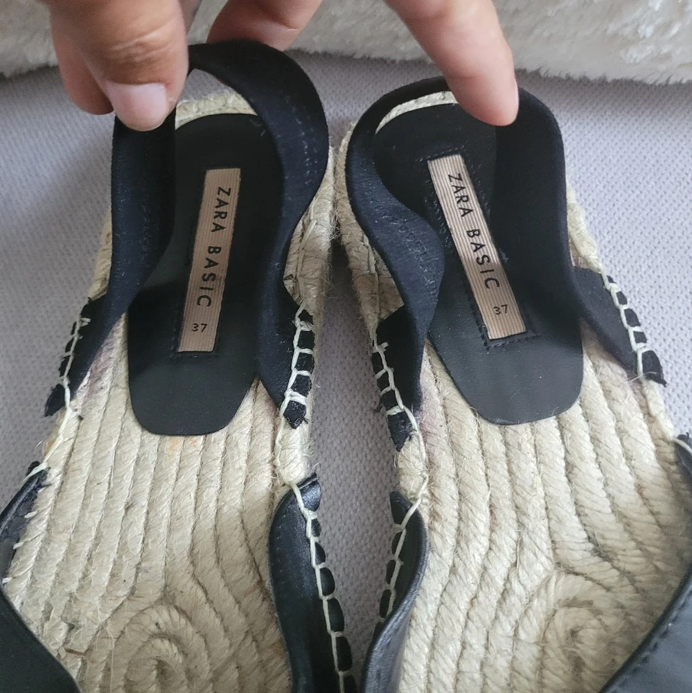 Zara Size 37 Black Espadrille Sandals